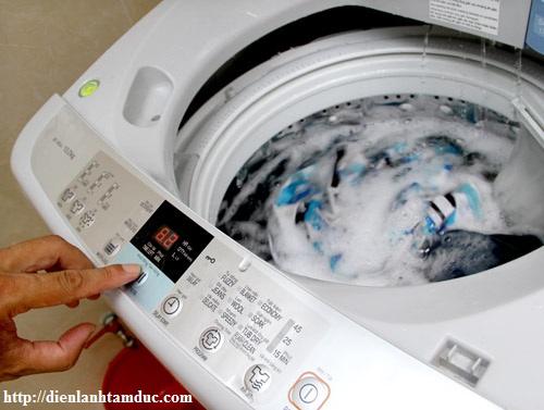 Lồng máy giặt không quay nguyên nhân và cách xử lý