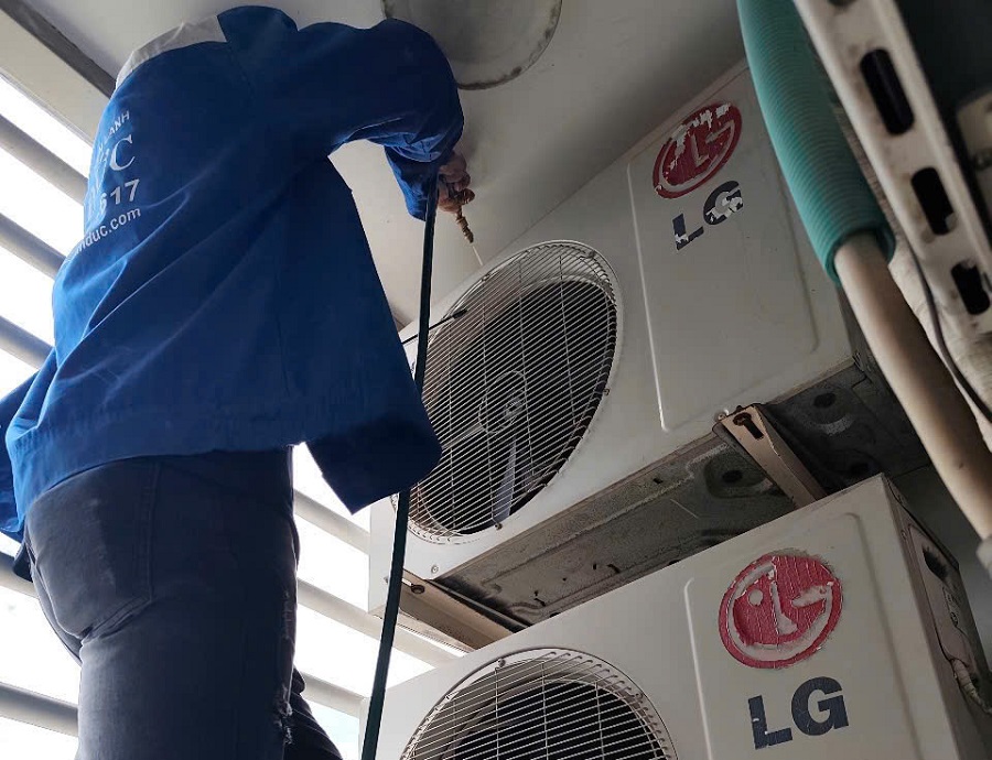 lap-dat-cu-nong-may-lanh-o-dau