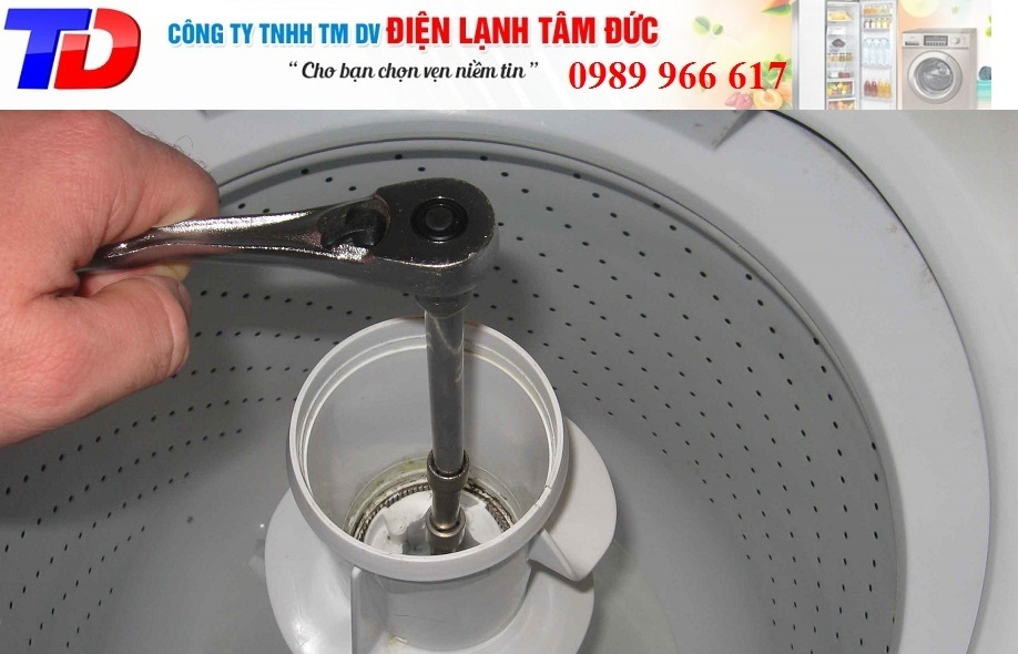 tam-duc-sua-may-giat-phuong-hiep-binh