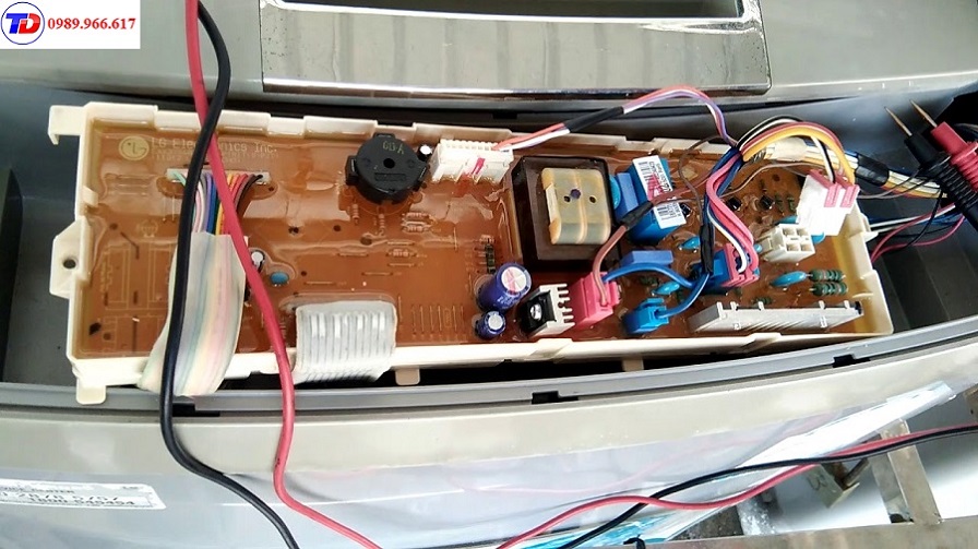 sua-may-giat-tai-phuong-ban-co-tphcm