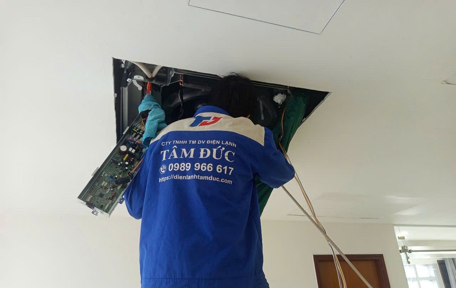 sua-may-lanh-am-tran-phuong-hoa-hung