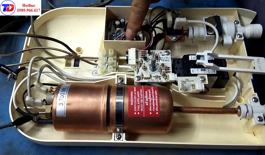 sua-may-nuoc-nong-tai-phuong-trung-my-tay-uy-tin