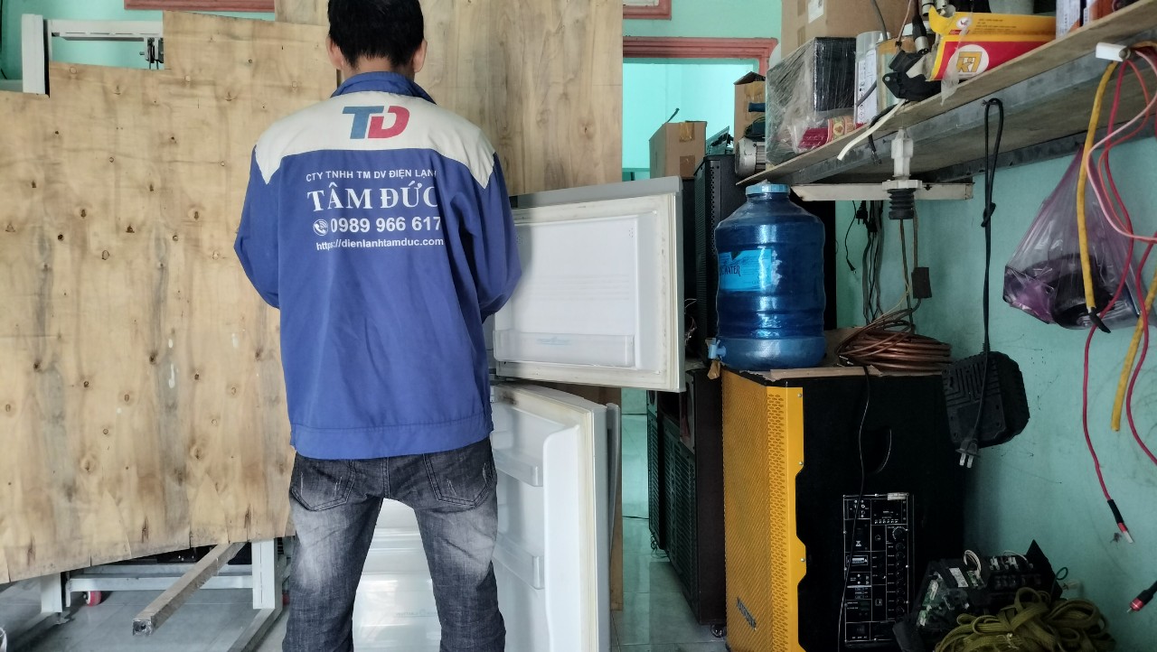 tam-duc-sua-tu-lanh-hoc-mon