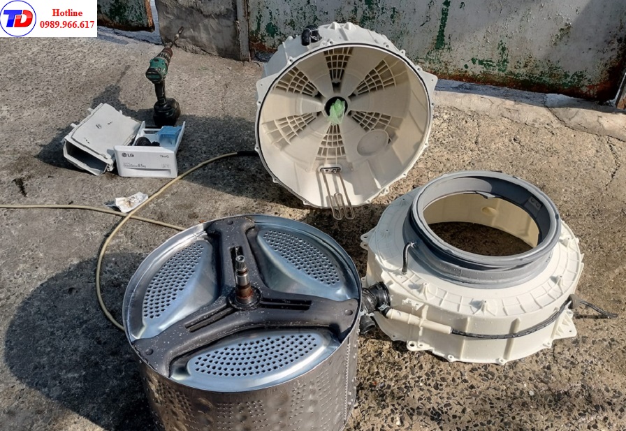 ve-sinh-may-giat-phuong-hoa-hung-tot-nhat