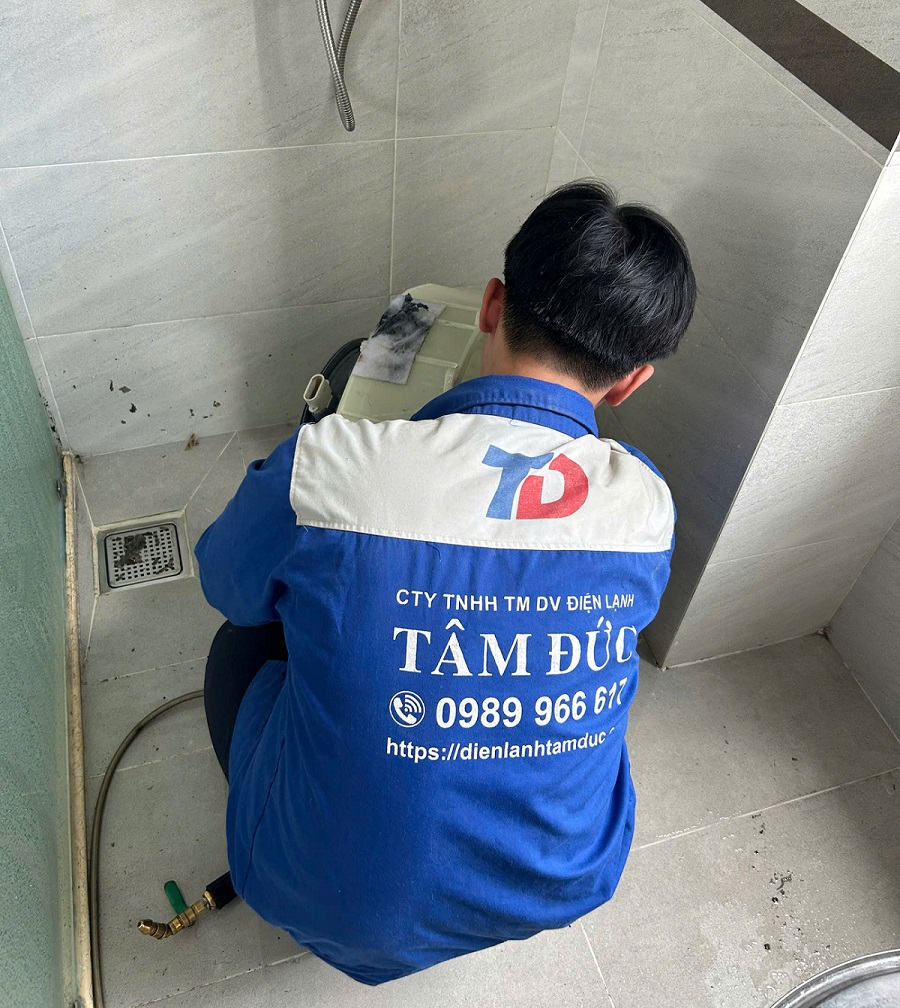 ve-sinh-may-giat-phuong-thong-tay-hoi-tphcm