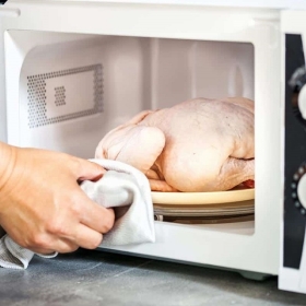 Lò Vi Sóng Không Quay Đĩa: Nguyên Nhân Và Cách Khắc Phục