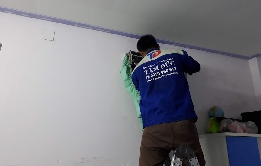 Lắp đặt, sửa chữa, bảo trì máy lạnh tại TP. Dĩ An, Bình Dương