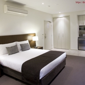 Chọn Vị Trí Lắp Đặt Máy Lạnh Phòng Ngủ Hợp Phong Thủy