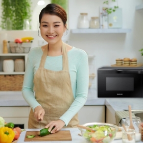 Nấu Ăn Bằng Lò Vi Sóng: Lợi Hay Hại? Sự Thật Cần Biết