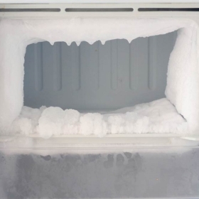 Nguyên Nhân Tủ Lạnh Bị Đóng Tuyết Ngăn Đá Và Cách Khắc Phục