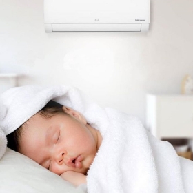 Vì Sao Trẻ Bị Viêm Họng, Ho, Sổ Mũi Khi Nằm Phòng Máy Lạnh?