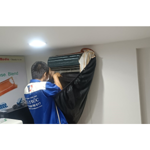 Vệ Sinh Máy Lạnh Quận 7