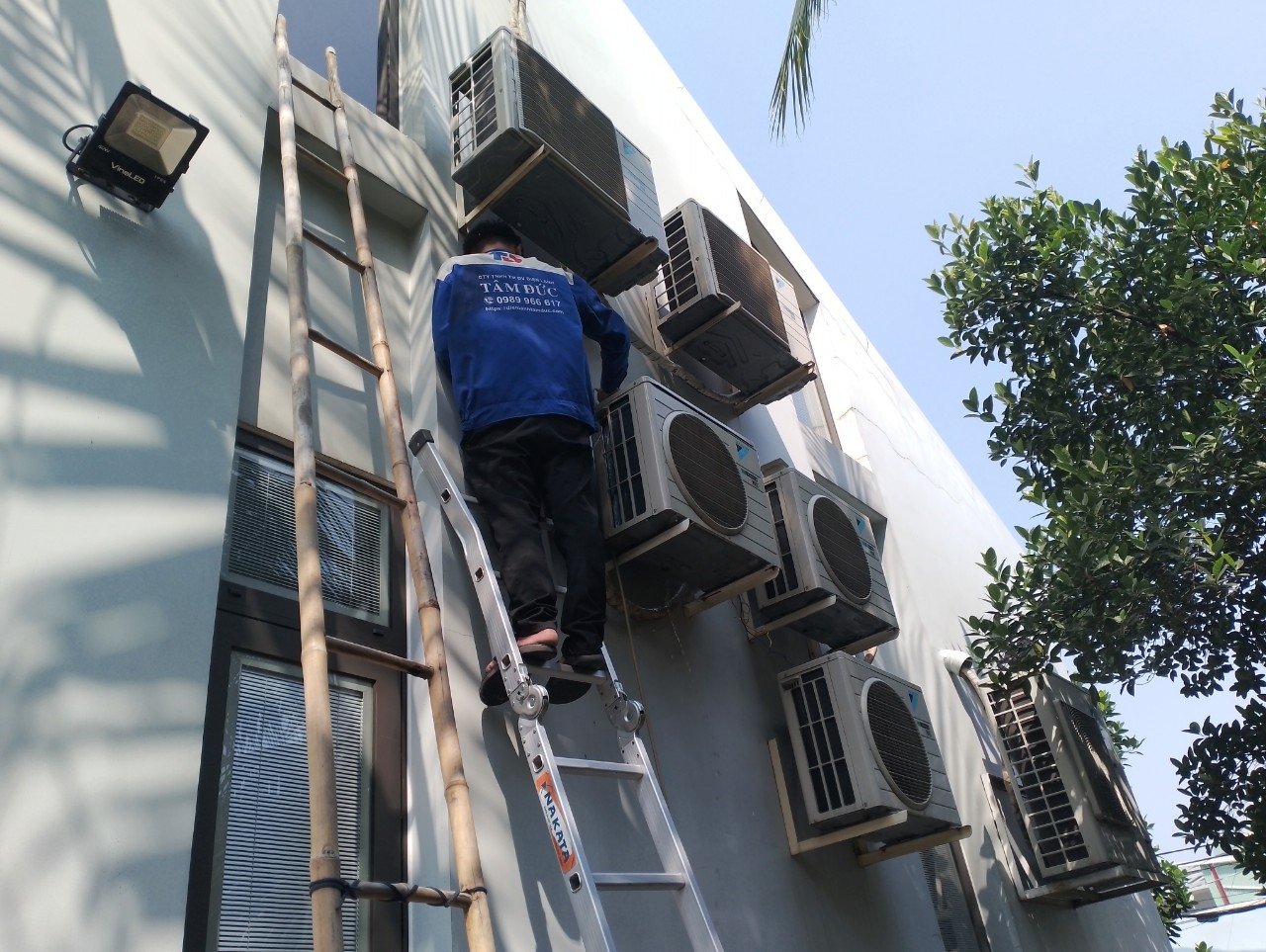 Vệ sinh máy lạnh tại xã Tân Thới Nhì Hóc Môn